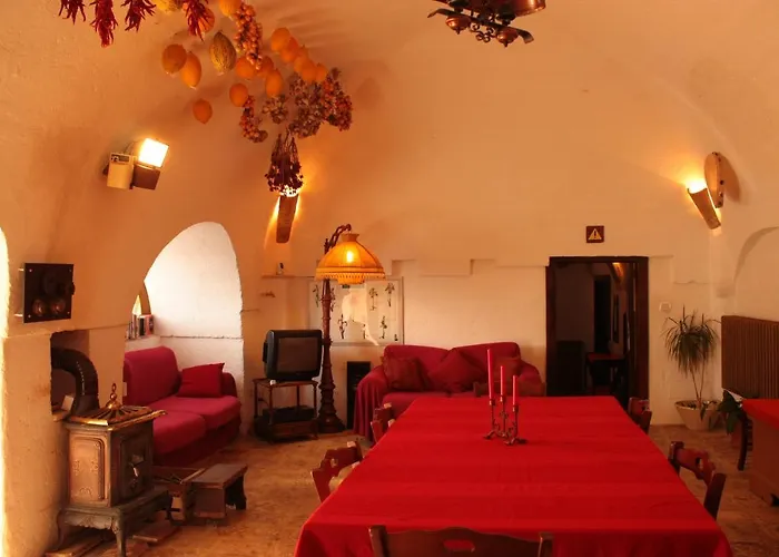 בית חווה Masseria Sierro Lo Greco *